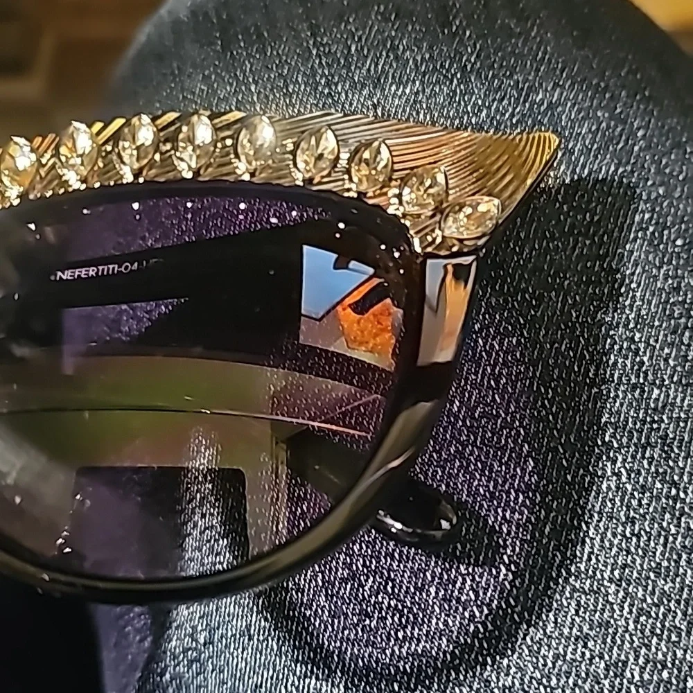 PERVERSE Nefertiti Sunglasses, Women's